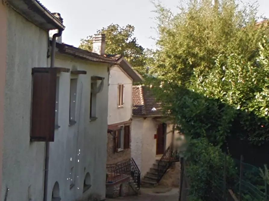 Immagine 13 di Porzione di casa in vendita  in  Via Ceria a Licciana Nardi