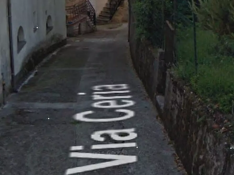 Immagine 14 di Porzione di casa in vendita  in  Via Ceria a Licciana Nardi