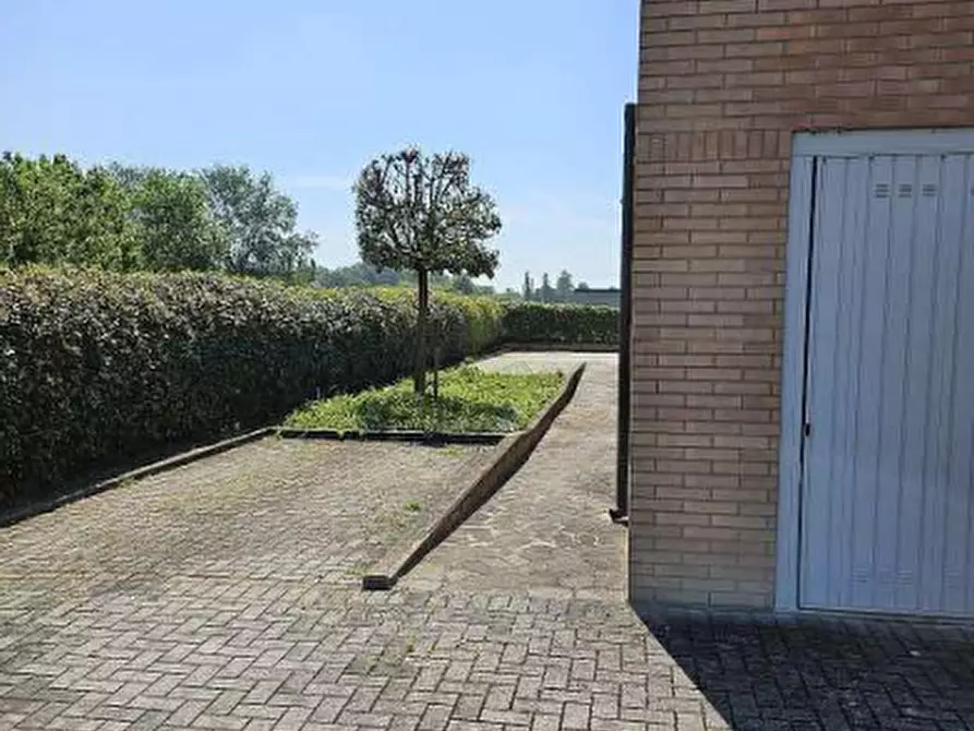 Immagine 15 di Appartamento in vendita  in Via Gianni Rodari a Sermide