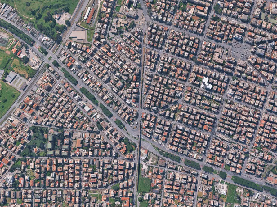 Immagine 10 di Appartamento in vendita  in Viale Palmiro Togliatti a Roma