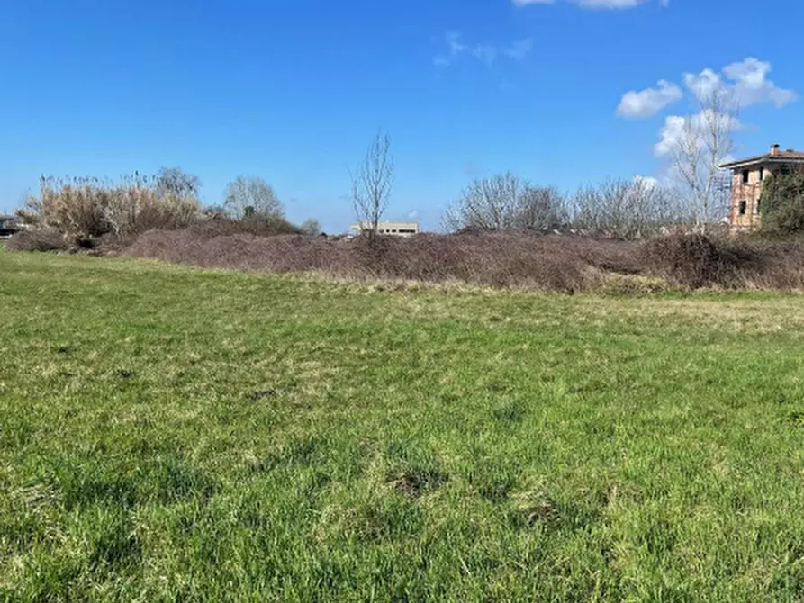 Immagine 7 di Terreno edificabile in vendita  in Via Don Astolfi a Bagnolo San Vito