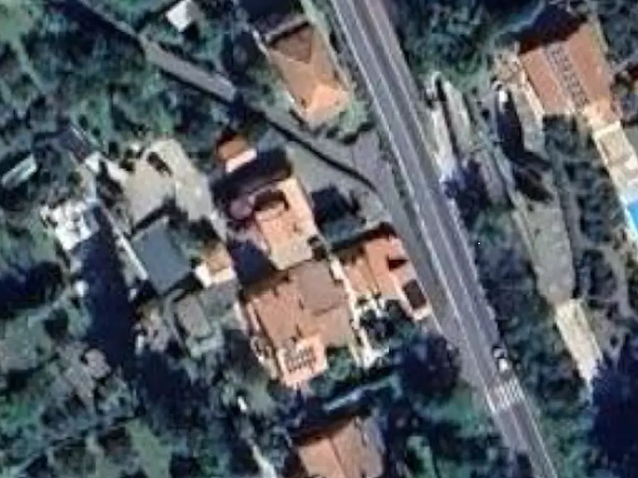 Immagine 7 di Appartamento in vendita  in V. dei Laghi a Velletri