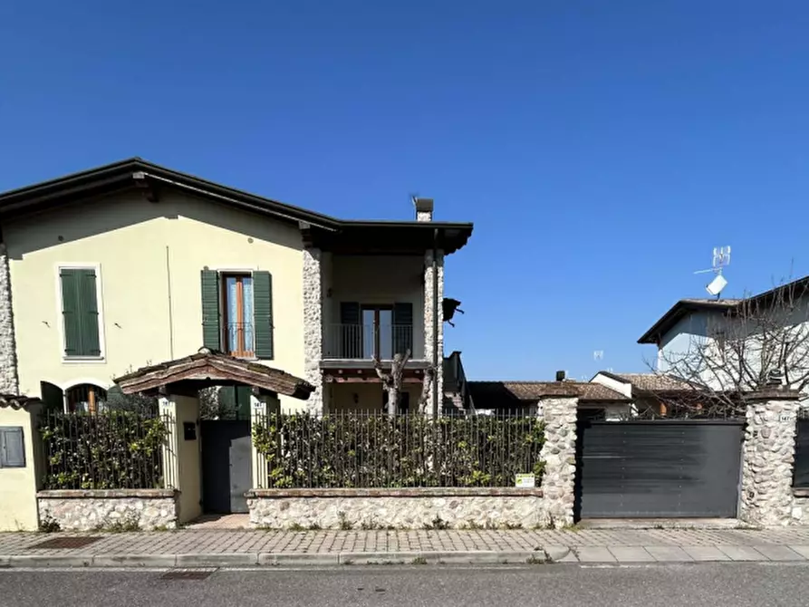 Immagine 1 di Appartamento in vendita  in Via Giorgio Gaber a Castel Goffredo