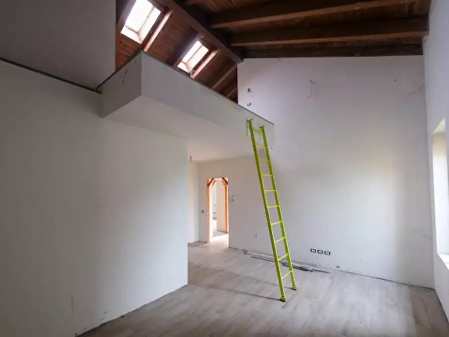 Immagine 10 di Appartamento in vendita  in Via Martiri di Cefalonia a Peschiera Borromeo