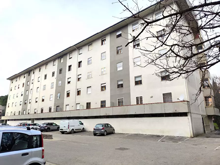 Immagine 4 di Appartamento in vendita  in Via Orly a Campi Bisenzio