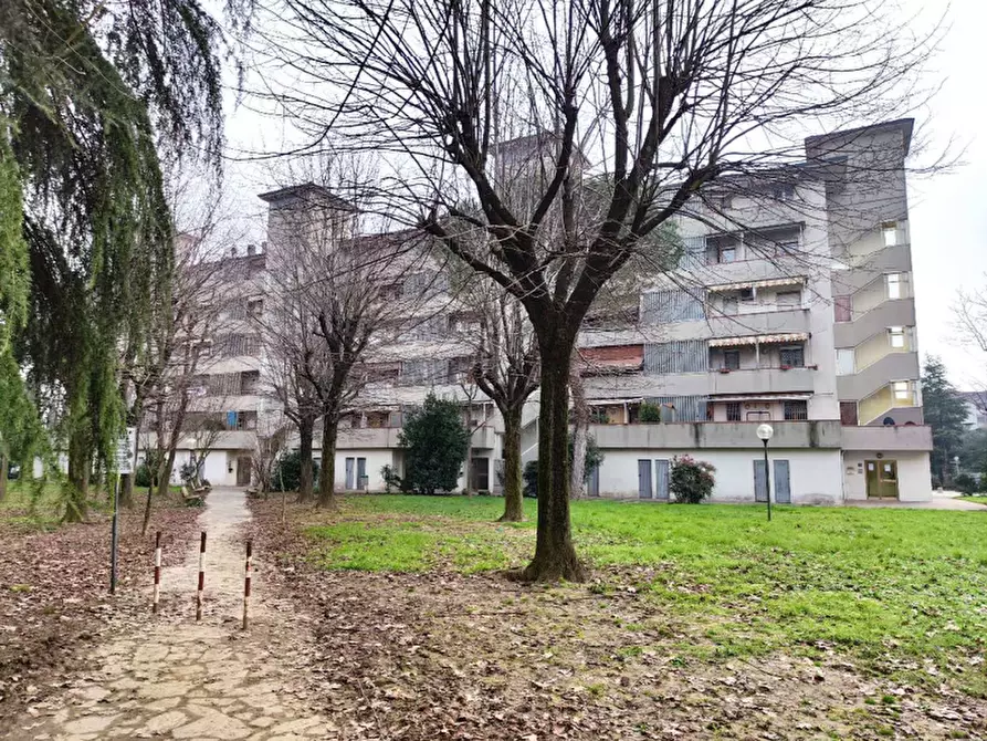 Immagine 6 di Appartamento in vendita  in Via Orly a Campi Bisenzio