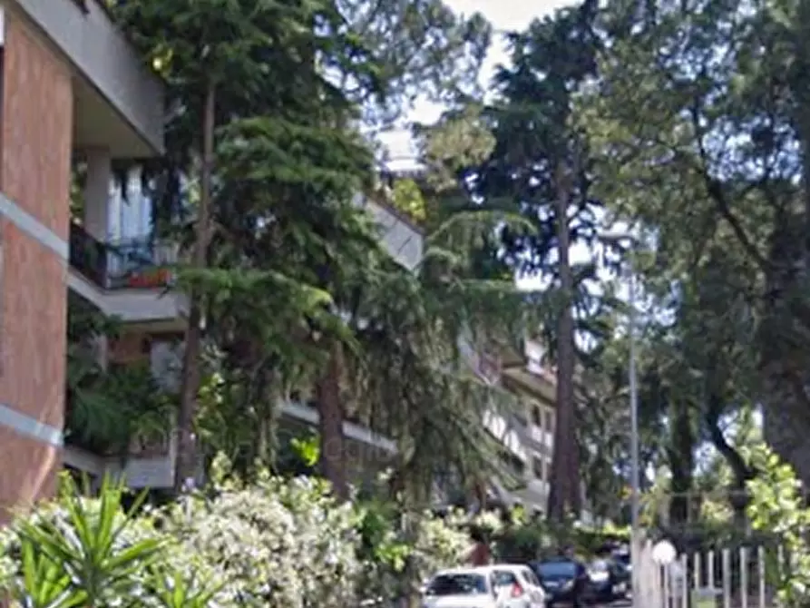 Immagine 9 di Appartamento in vendita  in Via Cavalese a Roma