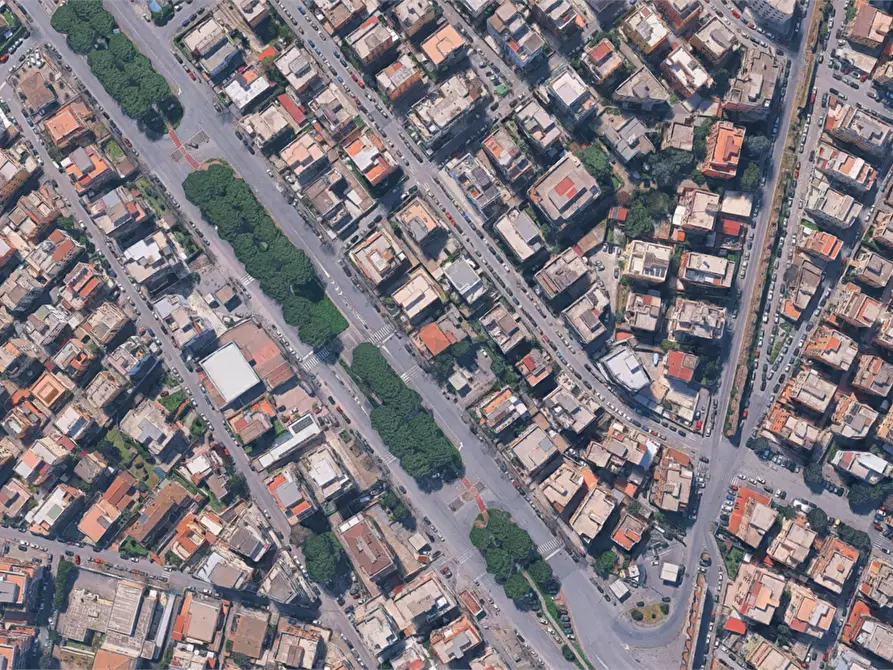 Immagine 10 di Appartamento in vendita  in Viale Palmiro Togliatti a Roma