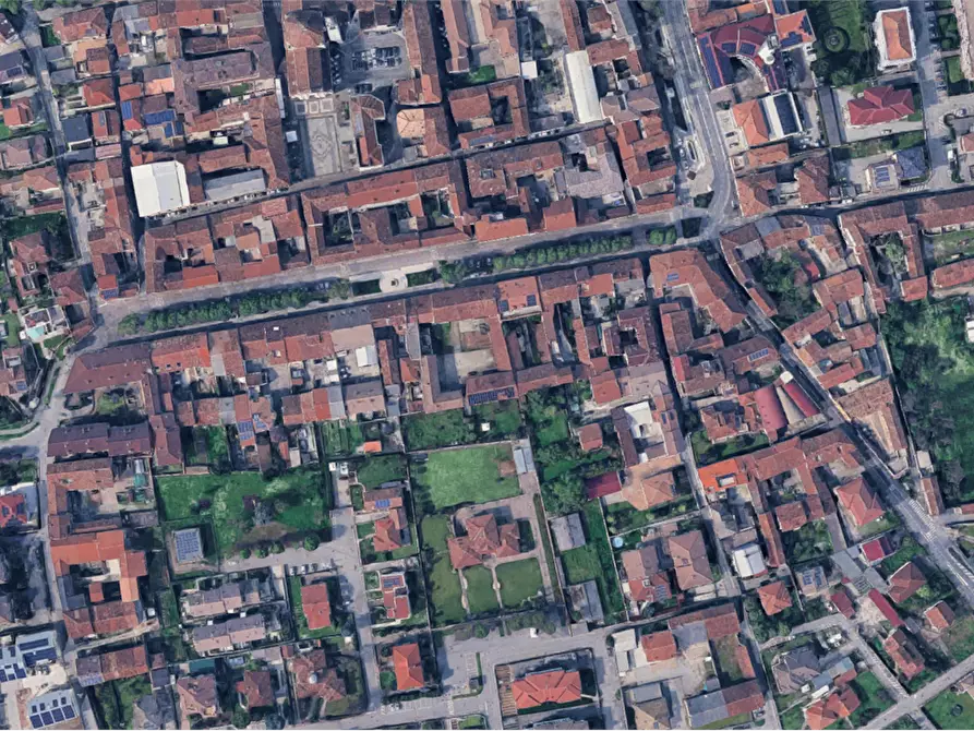 Immagine 2 di Negozio in vendita  in Via Trieste  a Covo