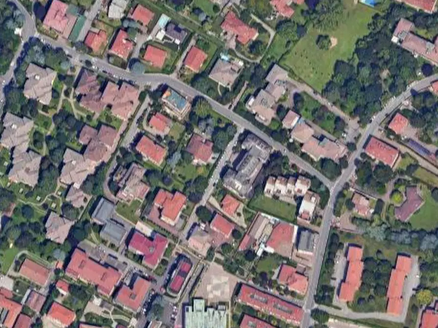 Immagine 16 di Appartamento in vendita  in Via Giovanni Pascoli a Merate