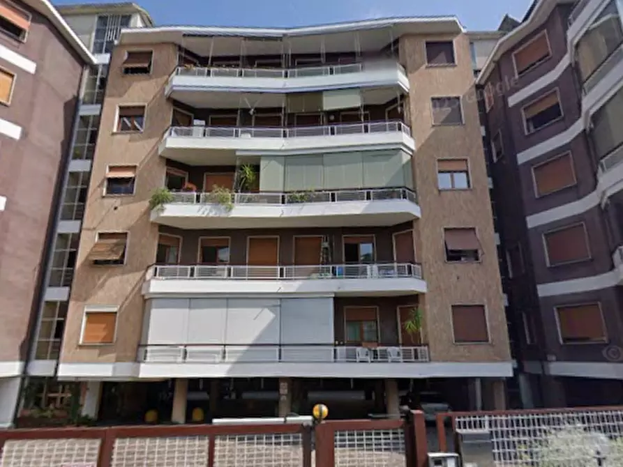 Immagine 7 di Appartamento in vendita  in Via Giovanni Pascoli a Merate