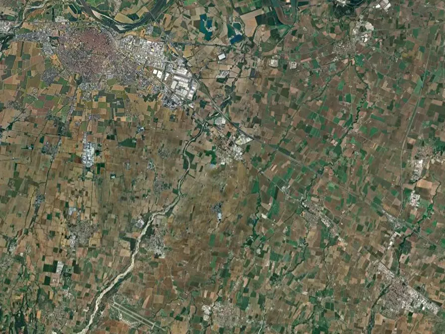 Immagine 8 di Garage in vendita  in Via Bologna a Pontenure