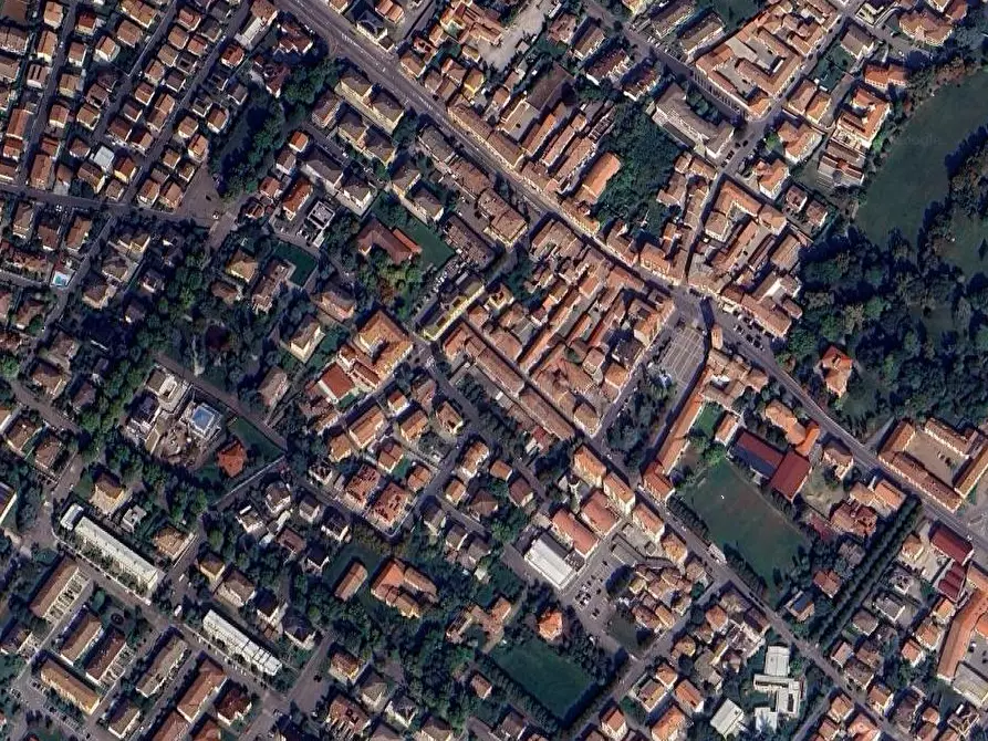 Immagine 12 di Garage in vendita  in Via Bologna a Pontenure