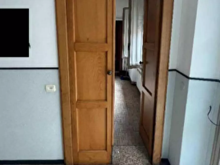 Immagine 4 di Negozio in vendita  in Via Guglielmo Marconi  a Pontenure