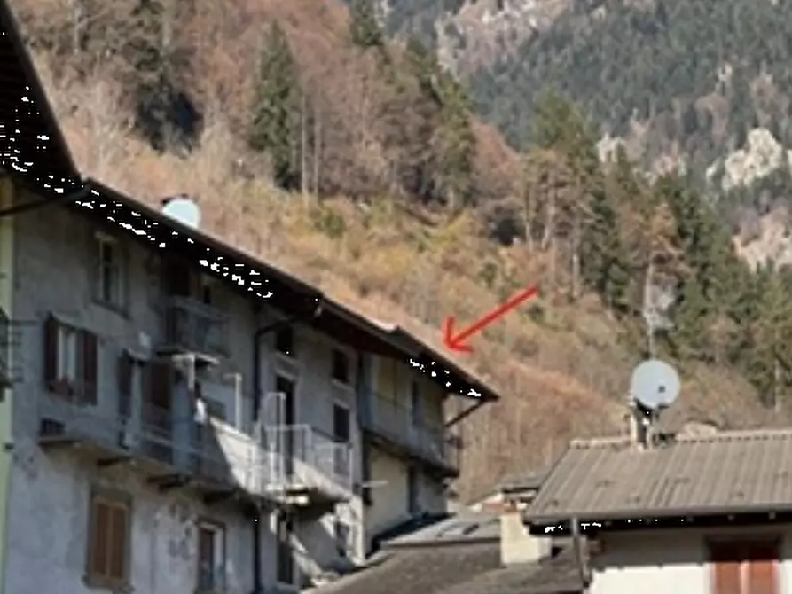Immagine 1 di Appartamento in vendita  in Via Bereri a Mezzoldo