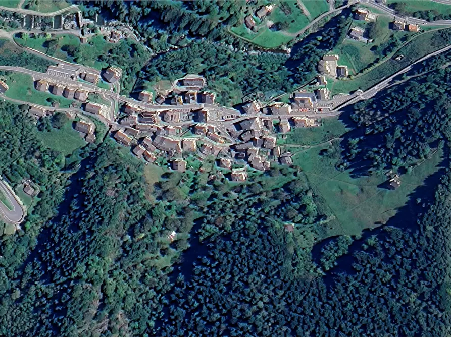 Immagine 11 di Appartamento in vendita  in Via Bereri a Mezzoldo