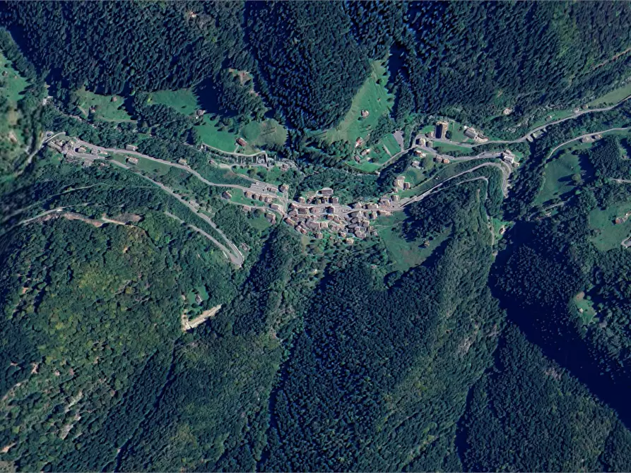 Immagine 12 di Appartamento in vendita  in Via Bereri a Mezzoldo