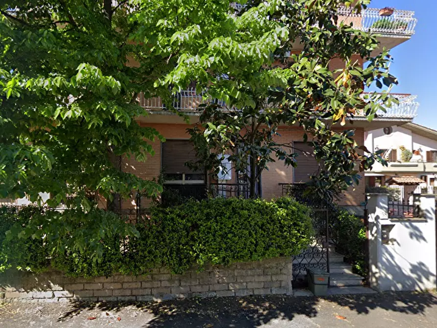 Immagine 3 di Ufficio in vendita  in Via Santa Cristina Gela a Roma