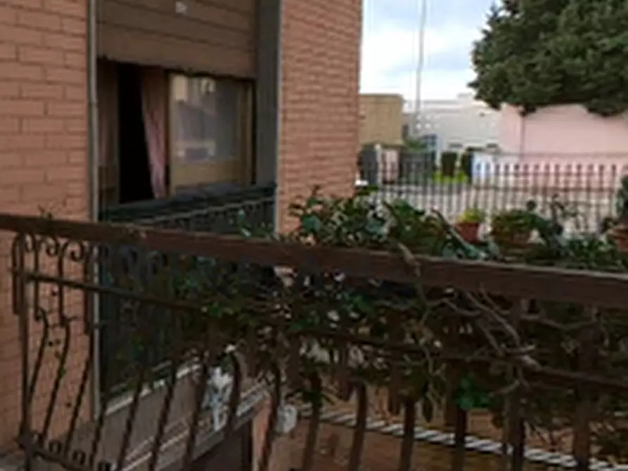 Immagine 6 di Ufficio in vendita  in Via Santa Cristina Gela a Roma