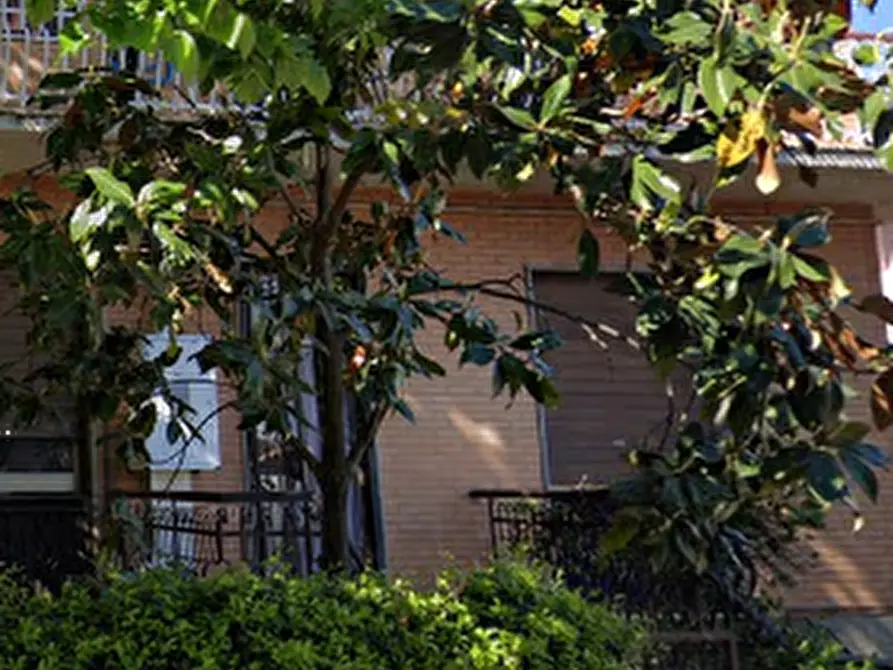 Immagine 16 di Ufficio in vendita  in Via Santa Cristina Gela a Roma