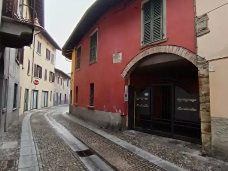 Immagine 2 di Appartamento in vendita  in Via Dante Alighieri a Cologno Al Serio