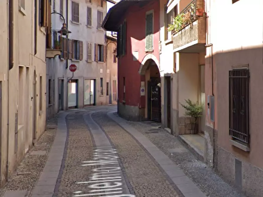 Immagine 12 di Appartamento in vendita  in Via Dante Alighieri a Cologno Al Serio