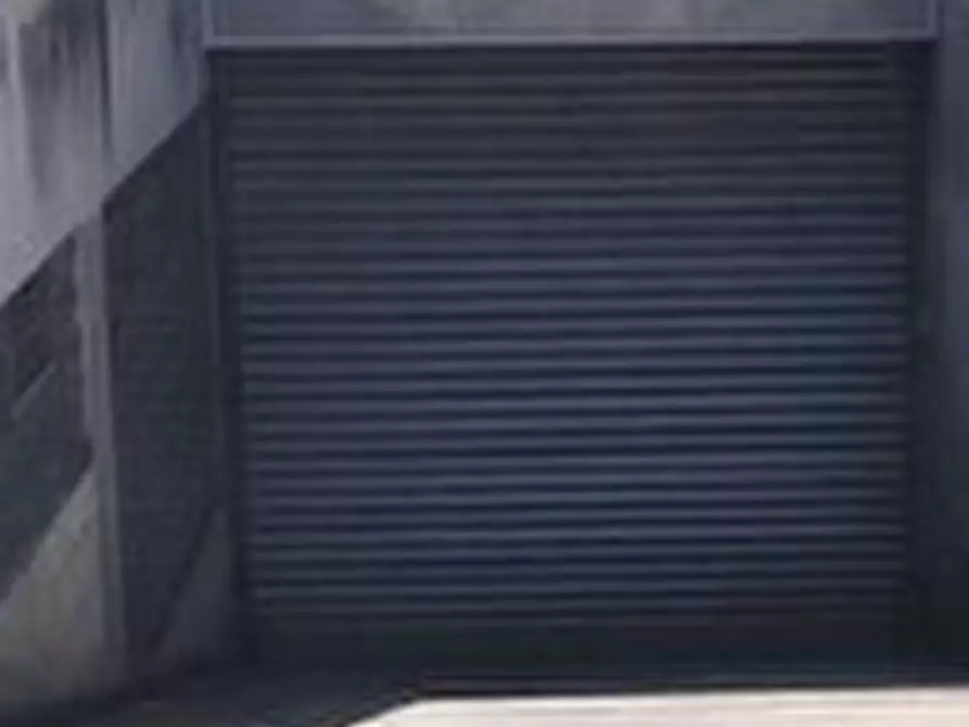 Immagine 17 di Appartamento in vendita  in Via Santa Cristina Gela a Roma