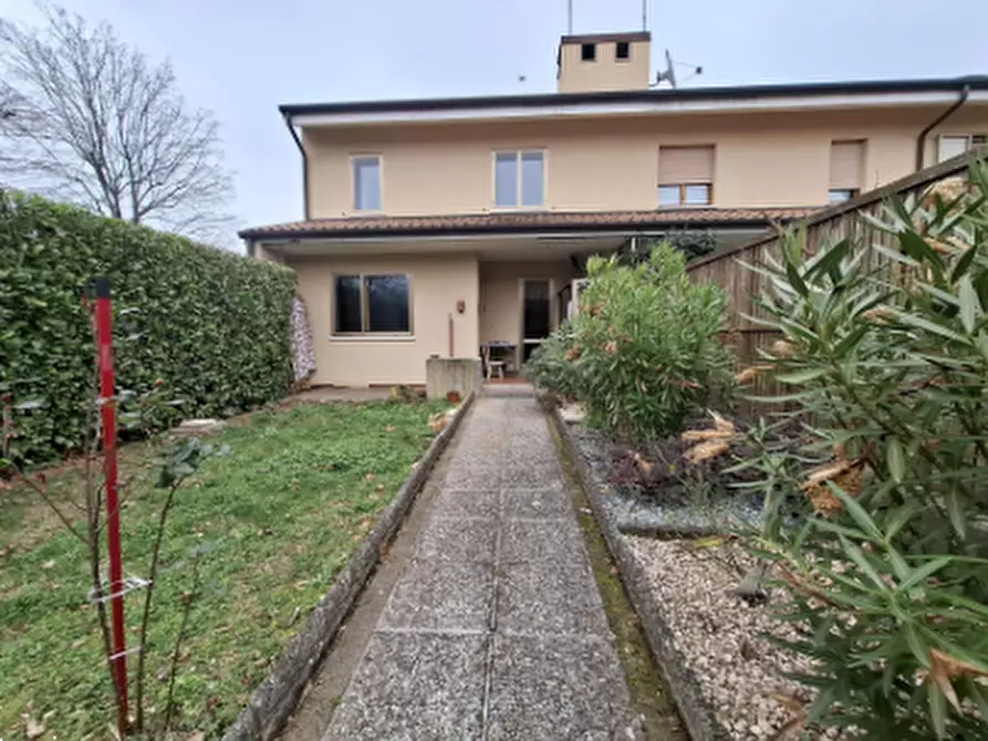 Immagine 1 di Appartamento in vendita  in Via Rualis  a Cividale Del Friuli