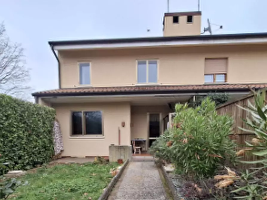 Immagine 14 di Appartamento in vendita  in Via Rualis  a Cividale Del Friuli