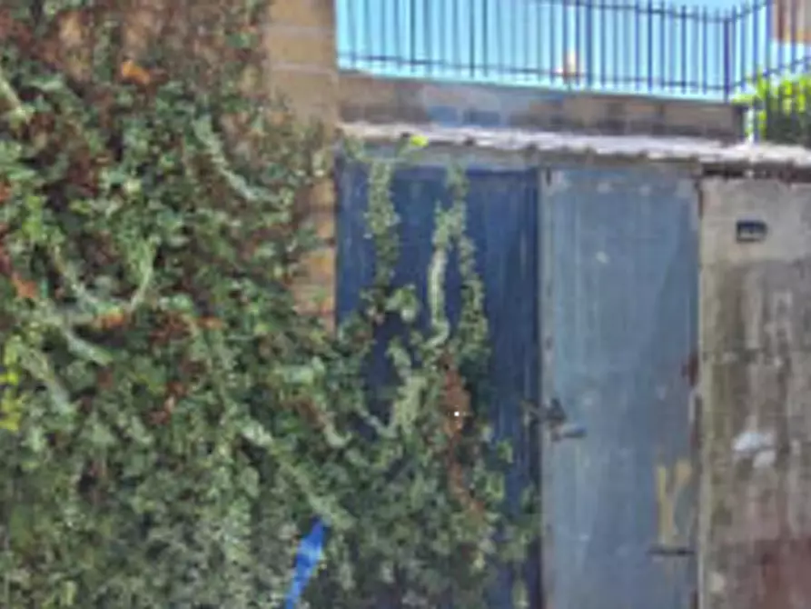 Immagine 2 di Magazzino in vendita  in Corso Italia a Anzio