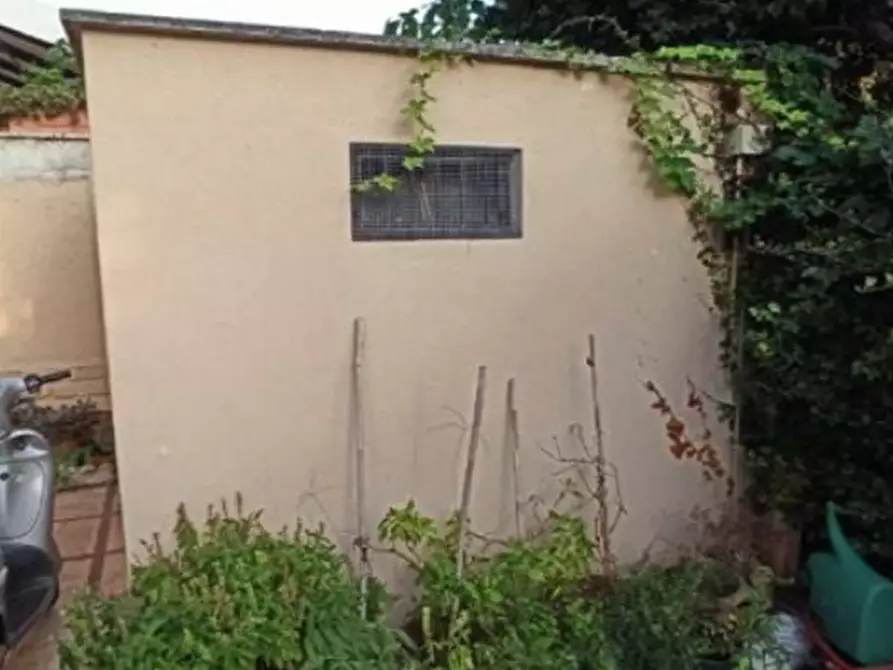 Immagine 3 di Casa bifamiliare in vendita  in Via Bouganville a Anzio