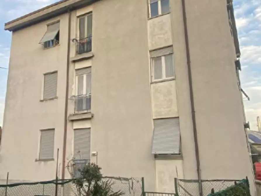 Immagine 2 di Appartamento in vendita  in Via Battisti a Costa Masnaga