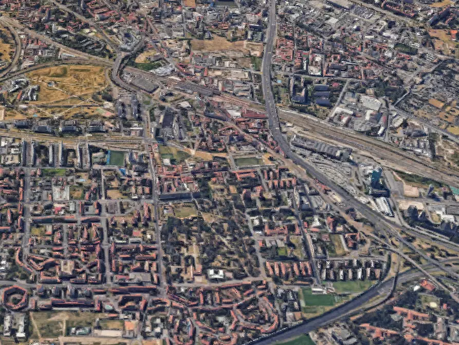 Immagine 6 di Garage in vendita  in Via Pirandello a Seregno