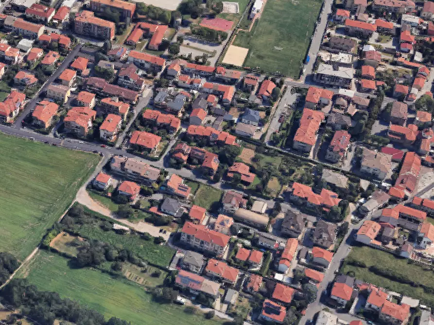 Immagine 8 di Garage in vendita  in Via Pirandello a Seregno