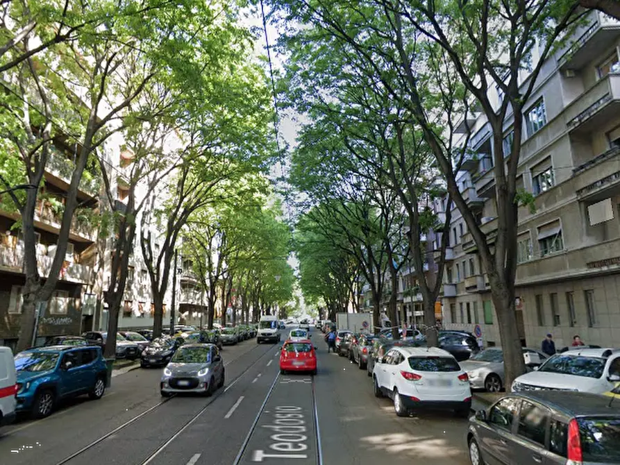 Immagine 9 di Appartamento in vendita  in Via Teodosio a Milano