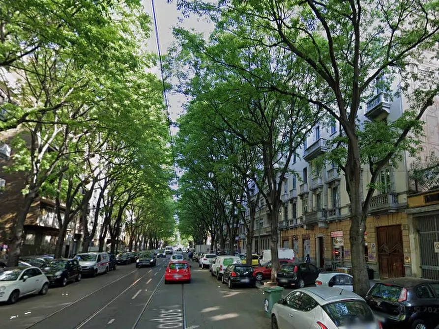 Immagine 13 di Appartamento in vendita  in Via Teodosio a Milano