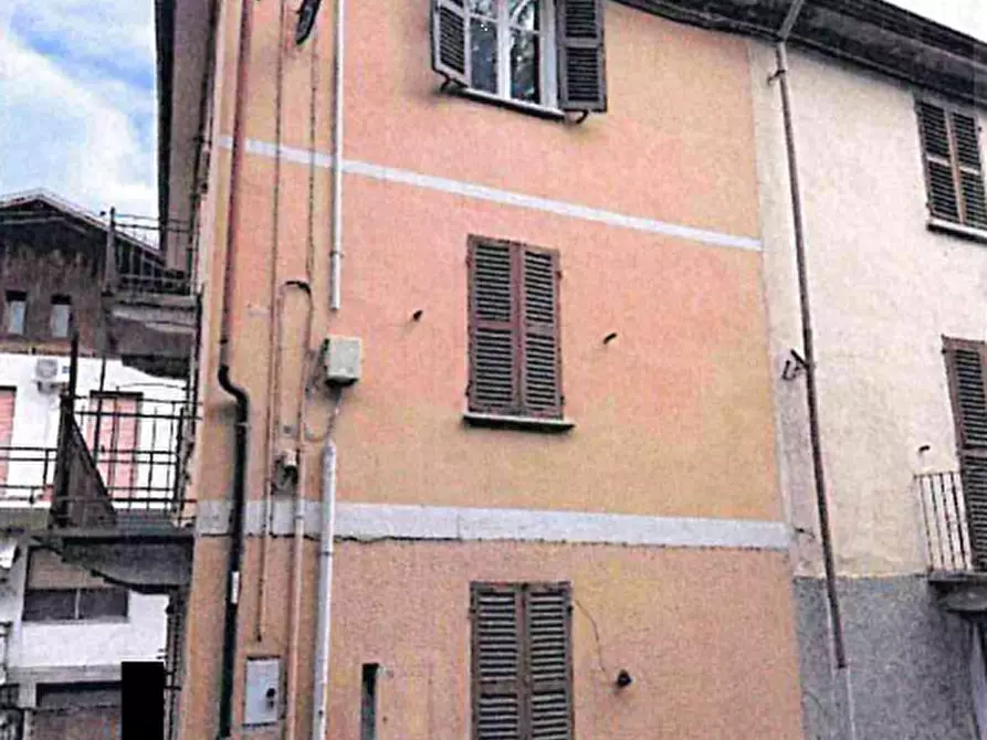 Immagine 5 di Appartamento in vendita  in Via Roma a Castelletto Molina