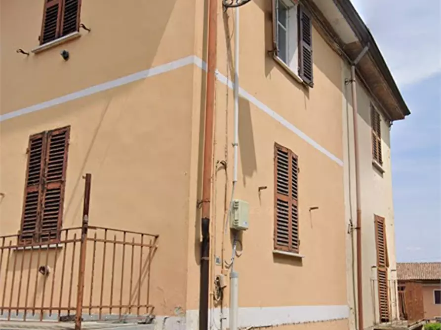 Immagine 16 di Appartamento in vendita  in Via Roma a Castelletto Molina