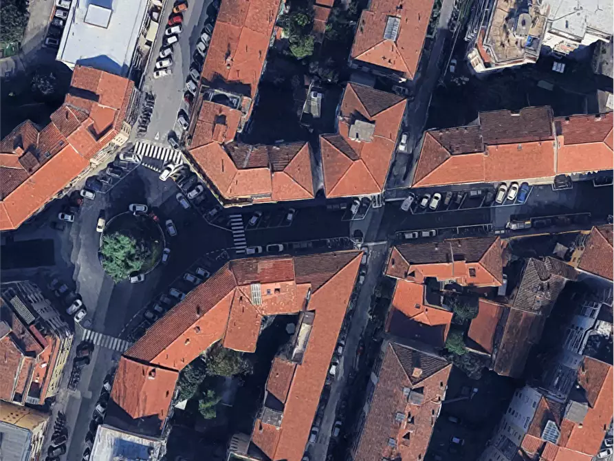 Immagine 9 di Appartamento in vendita  in Via Quintino Sella a Firenze
