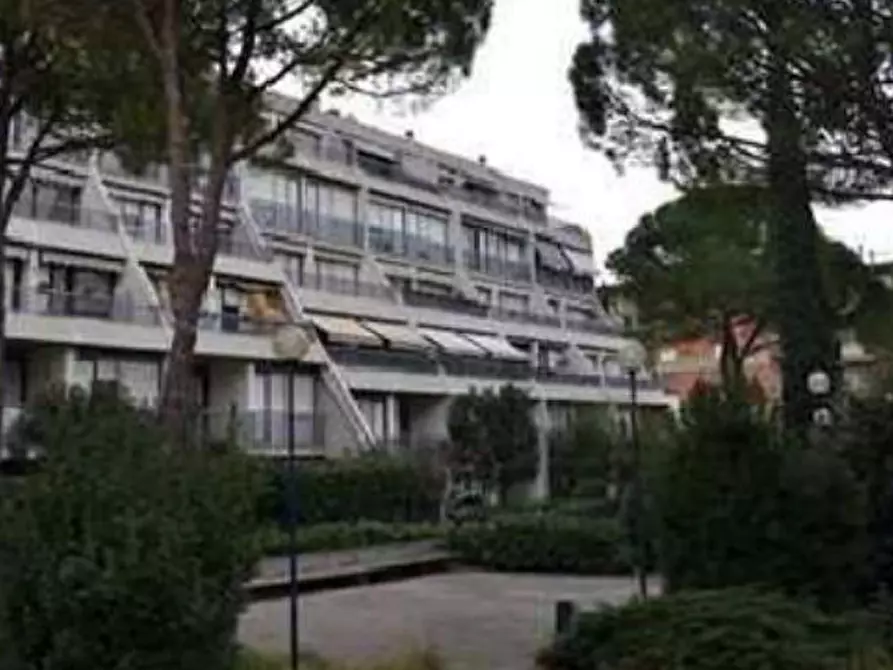 Immagine 4 di Appartamento in vendita  in Via Calatafimi  a Sesto Fiorentino