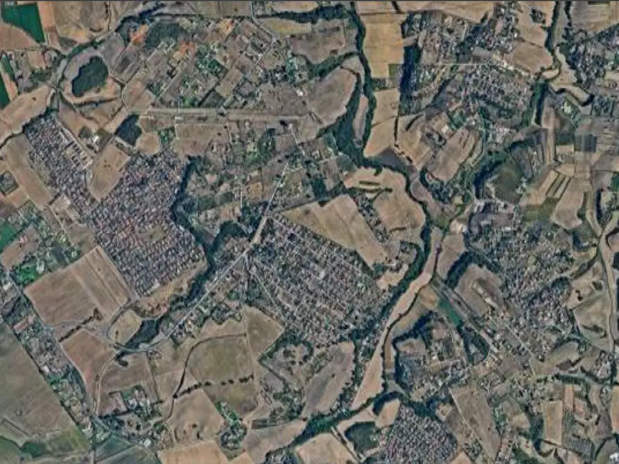 Immagine 12 di Terreno agricolo in vendita  in Via delle Margherite a Pomezia