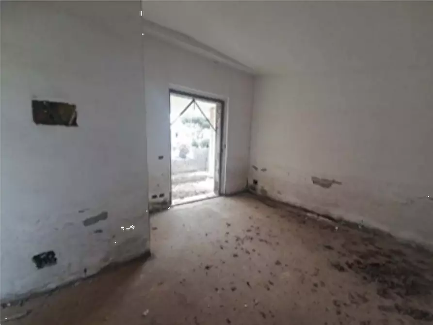 Immagine 25 di Terreno agricolo in vendita  in Via delle Margherite a Pomezia