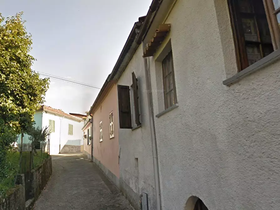 Immagine 3 di Porzione di casa in vendita  in  Via Ceria a Licciana Nardi