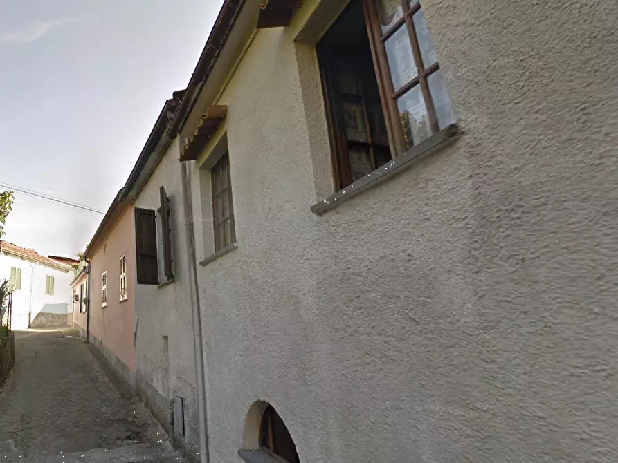 Immagine 4 di Porzione di casa in vendita  in  Via Ceria a Licciana Nardi