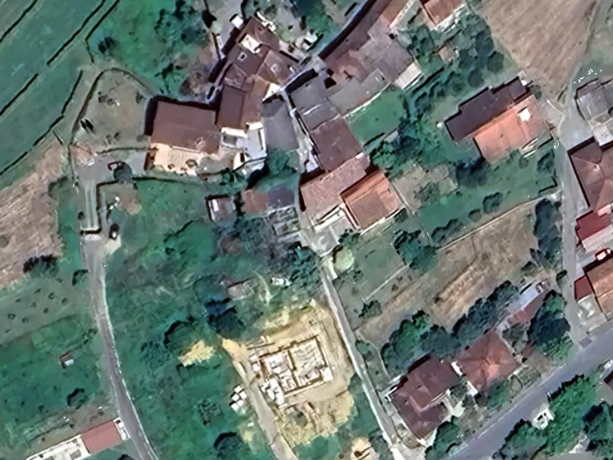 Immagine 21 di Porzione di casa in vendita  in  Via Ceria a Licciana Nardi