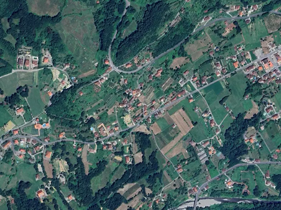 Immagine 28 di Porzione di casa in vendita  in  Via Ceria a Licciana Nardi