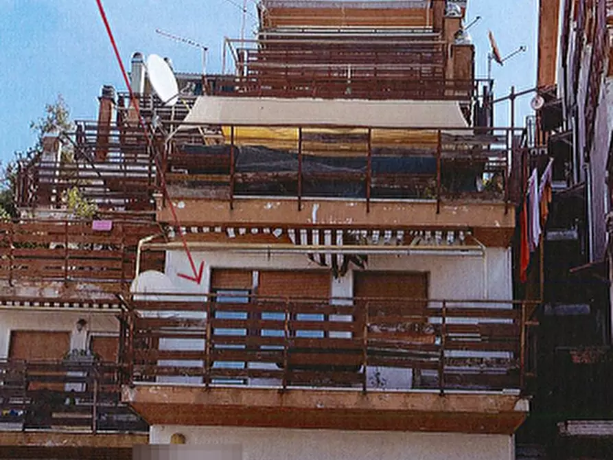 Immagine 1 di Appartamento in vendita  in Via Klitshe a Allumiere