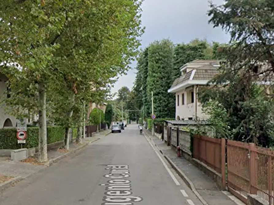 Immagine 11 di Ufficio in vendita  in Via Padre Reginaldo Giuliani a Saronno