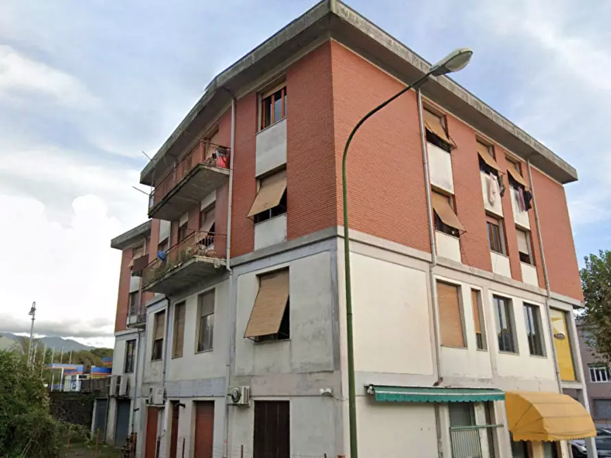 Immagine 1 di Appartamento in vendita  in Via Monsignore Razzoli a Villafranca In Lunigiana