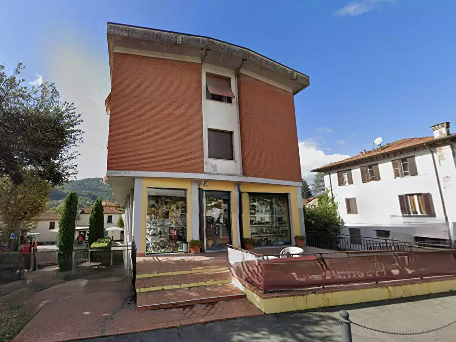 Immagine 5 di Appartamento in vendita  in Via Monsignore Razzoli a Villafranca In Lunigiana